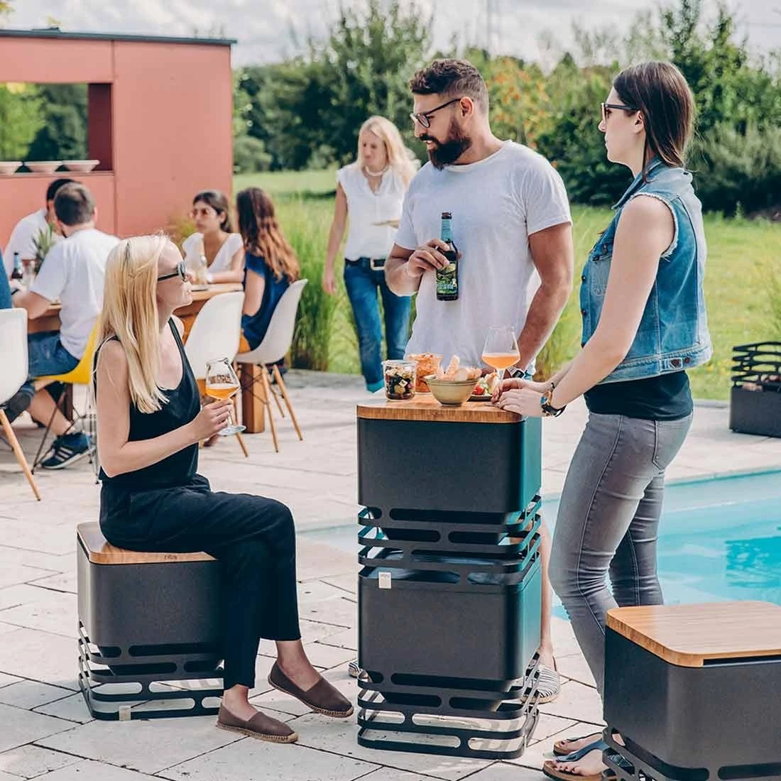 Höfats CUBE Feuerkorb Edelstahl Schwarz 9 Höfats CUBE Feuerkorb Edelstahl Schwarz – Bild 9