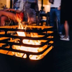 Höfats CUBE Feuerkorb Corten-Stahl Rostig -Garten Paradies Verkauf 961040 5