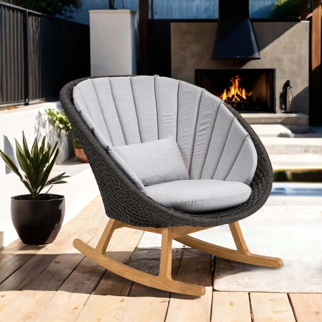 Cane-Line Peacock Schaukelstuhl Teak/Rope Dark Grey/Light Grey 1 Cane-Line Peacock Schaukelstuhl Teak/Rope Dark Grey/Light Grey