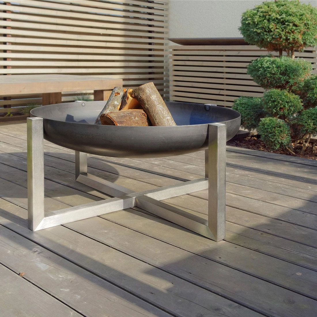 SvenskaV Cross XXL Feuerschale Ø63cm Edelstahl Schwarz 2 SvenskaV Cross XXL Feuerschale Ø63cm Edelstahl Schwarz – Bild 2